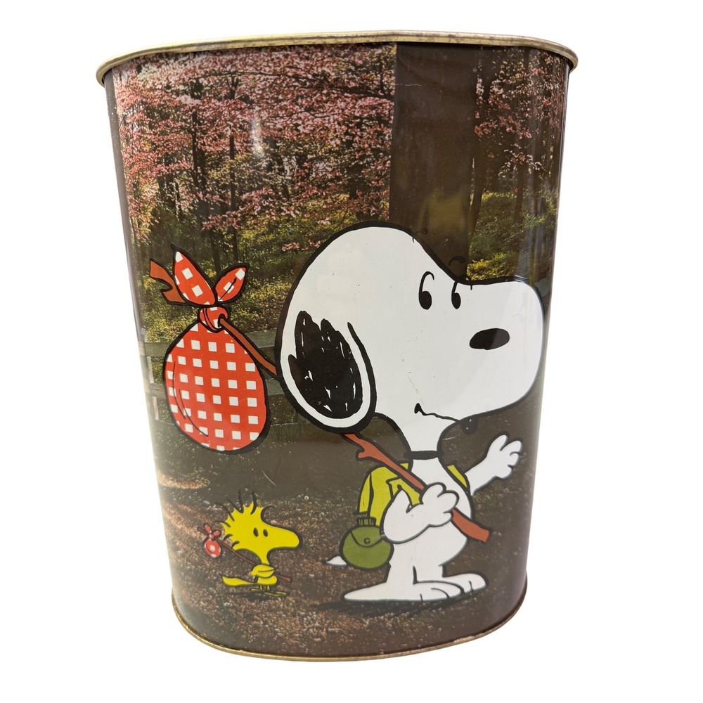 Vintage Cheinco Snoopy Charlie Brown Tin‎ Canister Metal Waste Basket 1975 USA